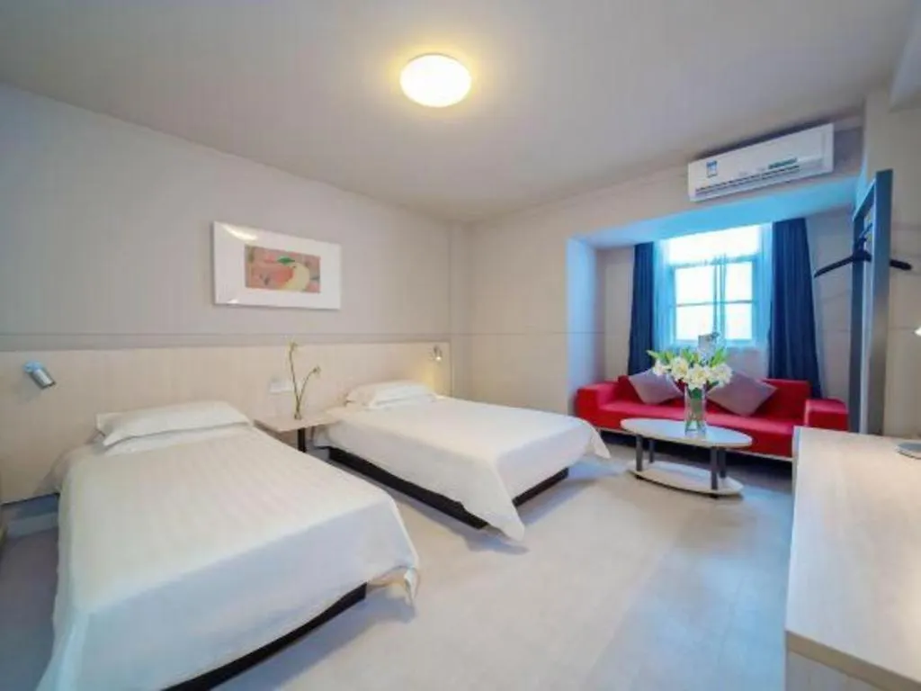 Hotel Jinjiang Inn Sanya Hexi Road Pedestrian Bridge