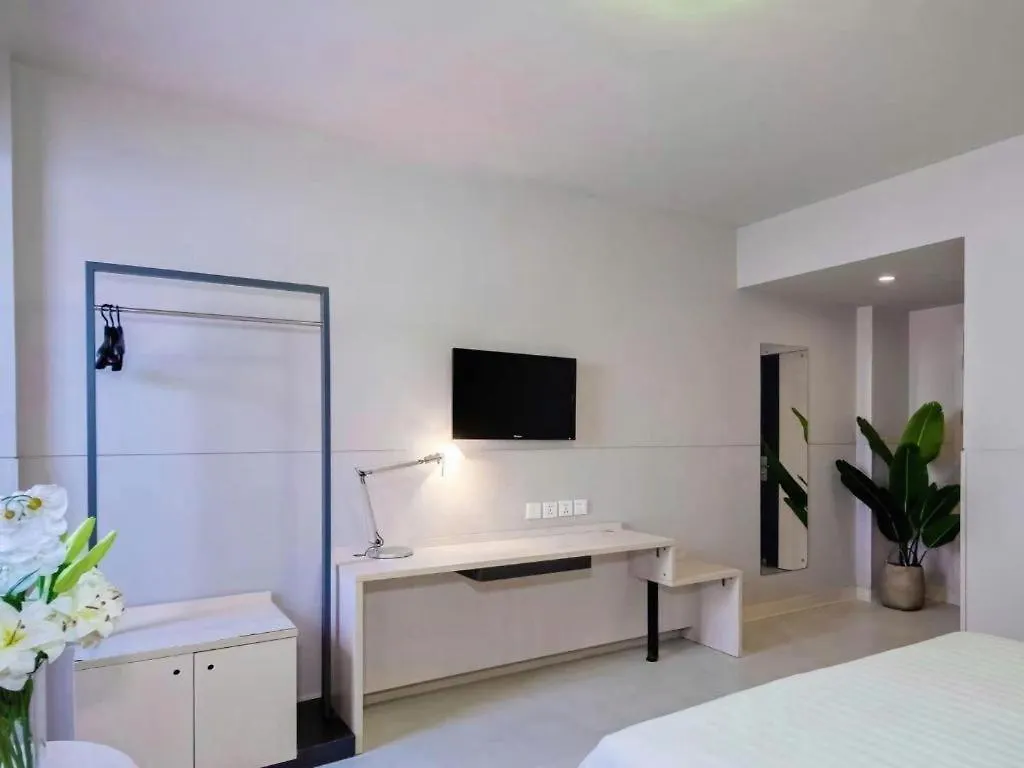 Jinjiang Inn Sanya Hexi Road Pedestrian Bridge Hotel