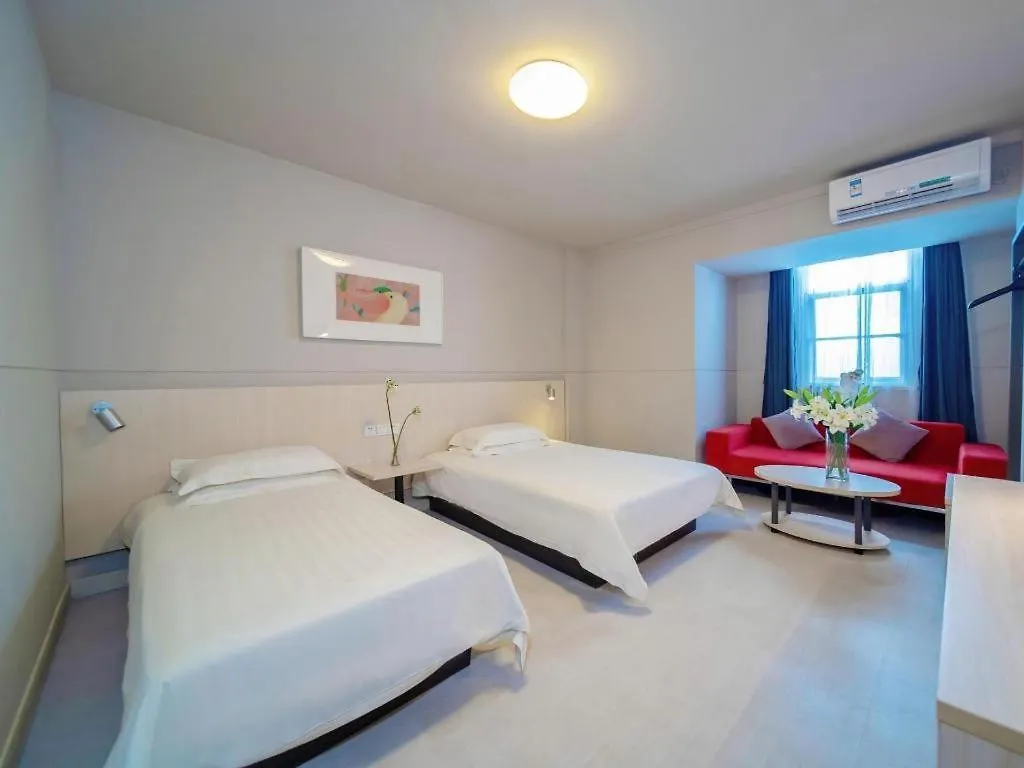 Jinjiang Inn Sanya Hexi Road Pedestrian Bridge Hotel
